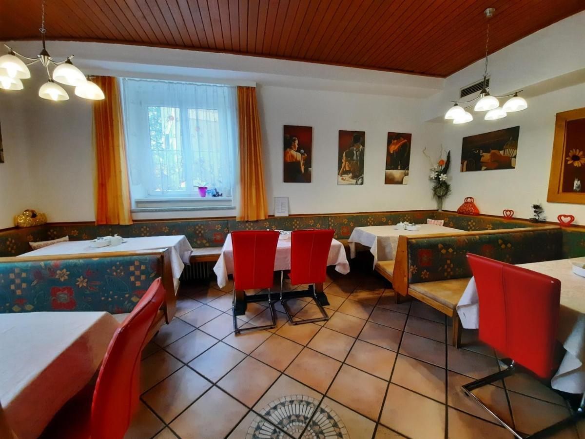 Gaestehaus Zur Post - Heritage Inn Spital Am Pyhrn Exteriör bild